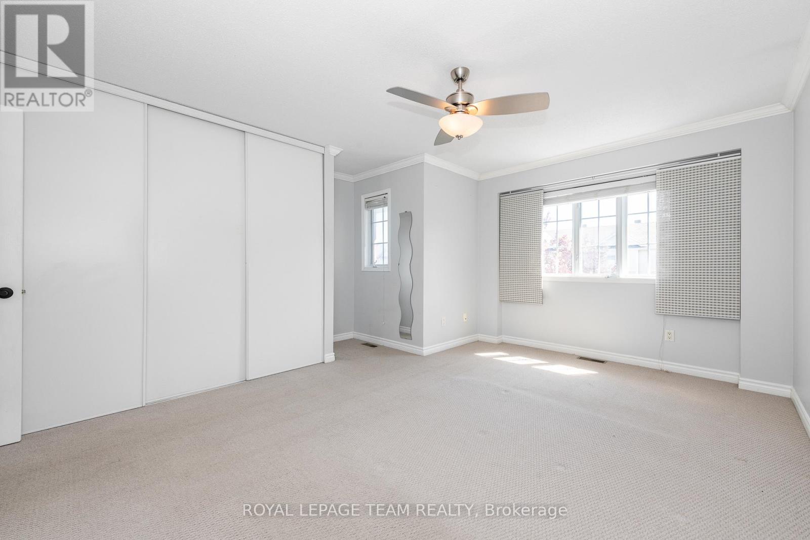 40 Manhattan Crescent