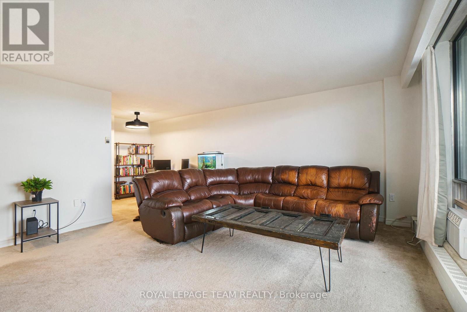 606 - 2400 Virginia Drive