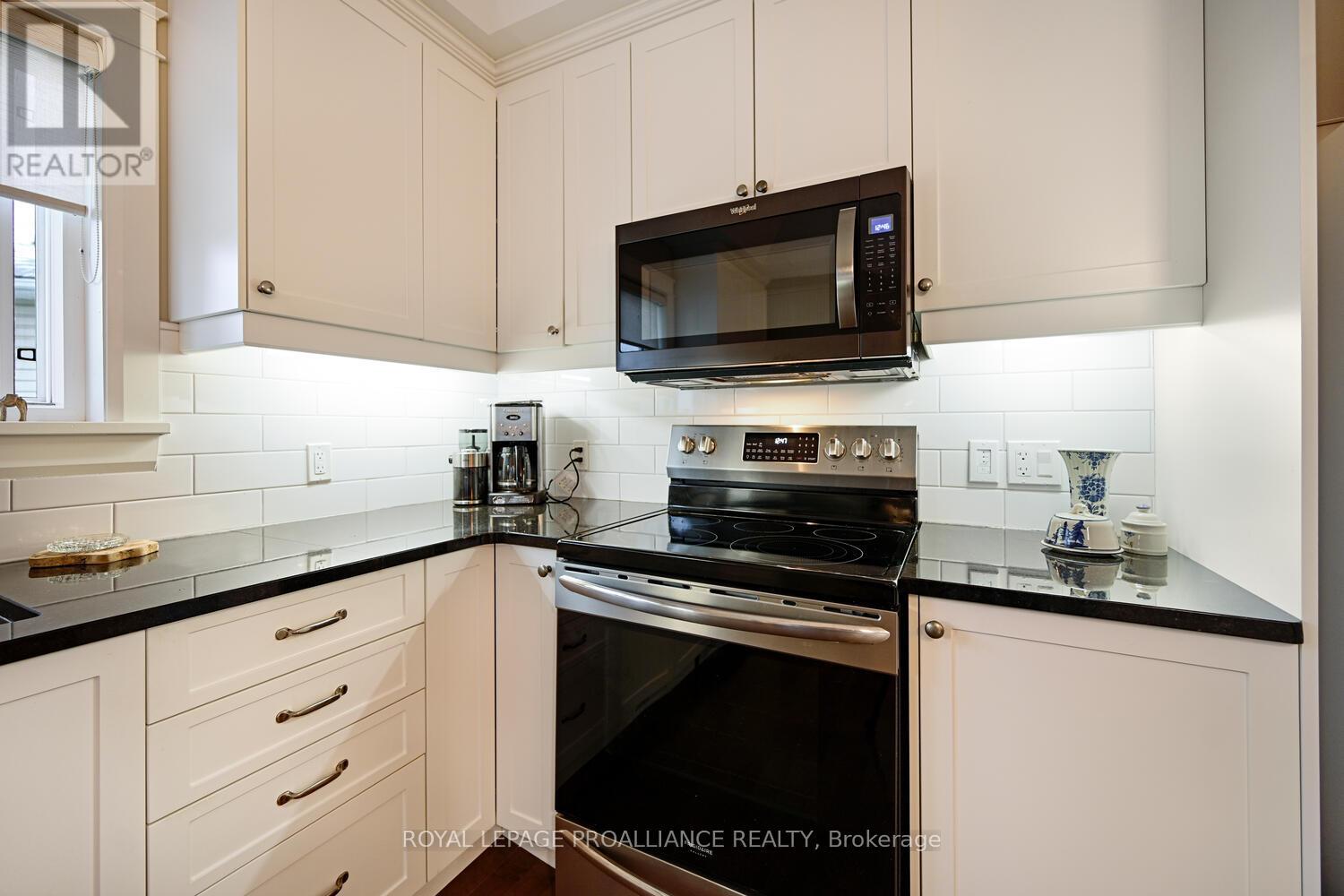 2495 Parkedale Avenue, Unit 2a