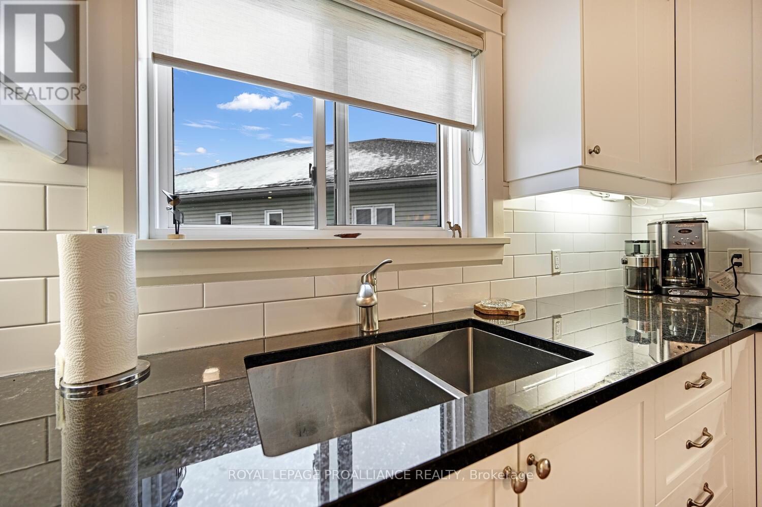 2495 Parkedale Avenue, Unit 2a