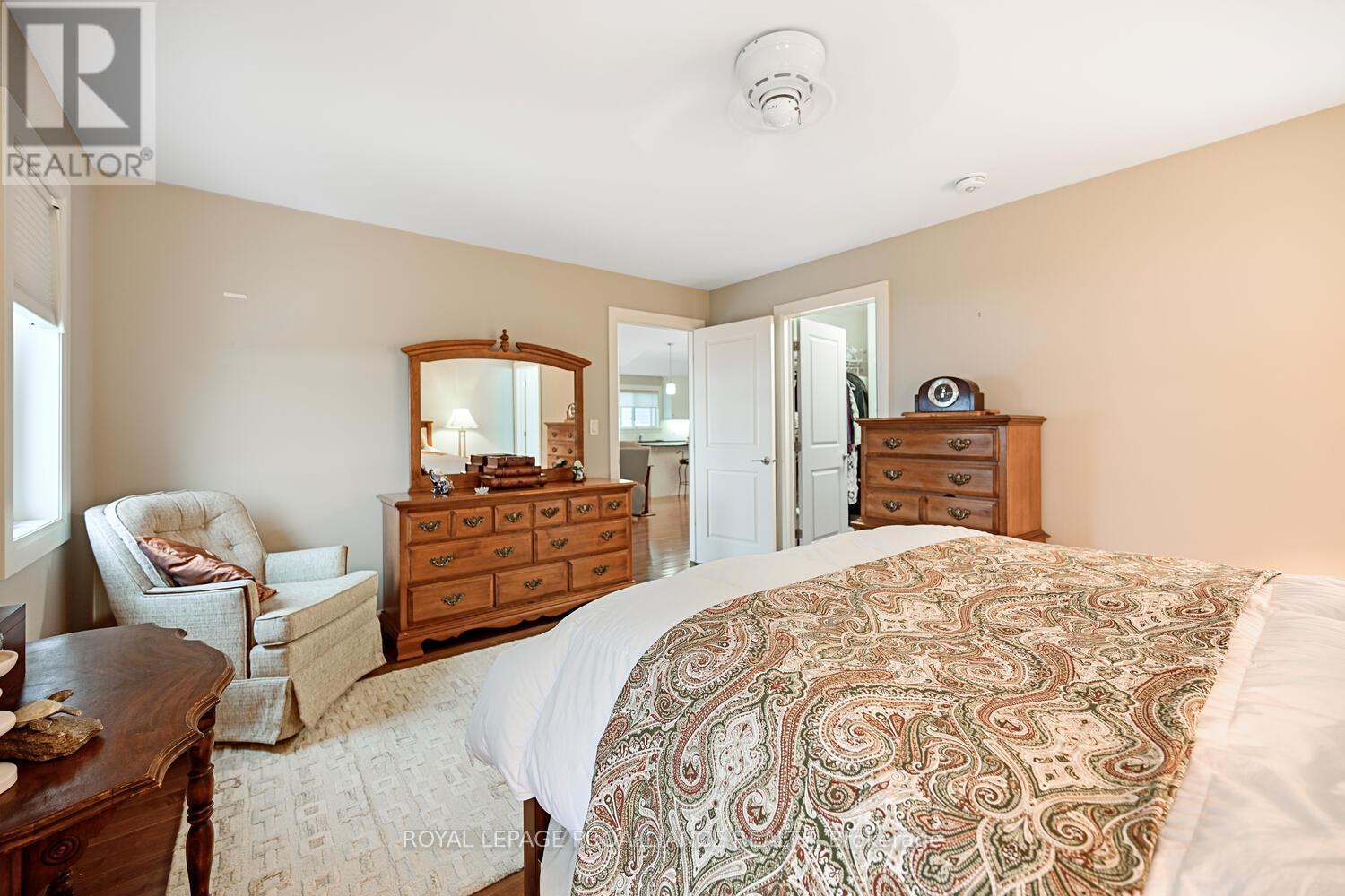 2495 Parkedale Avenue, Unit 2a