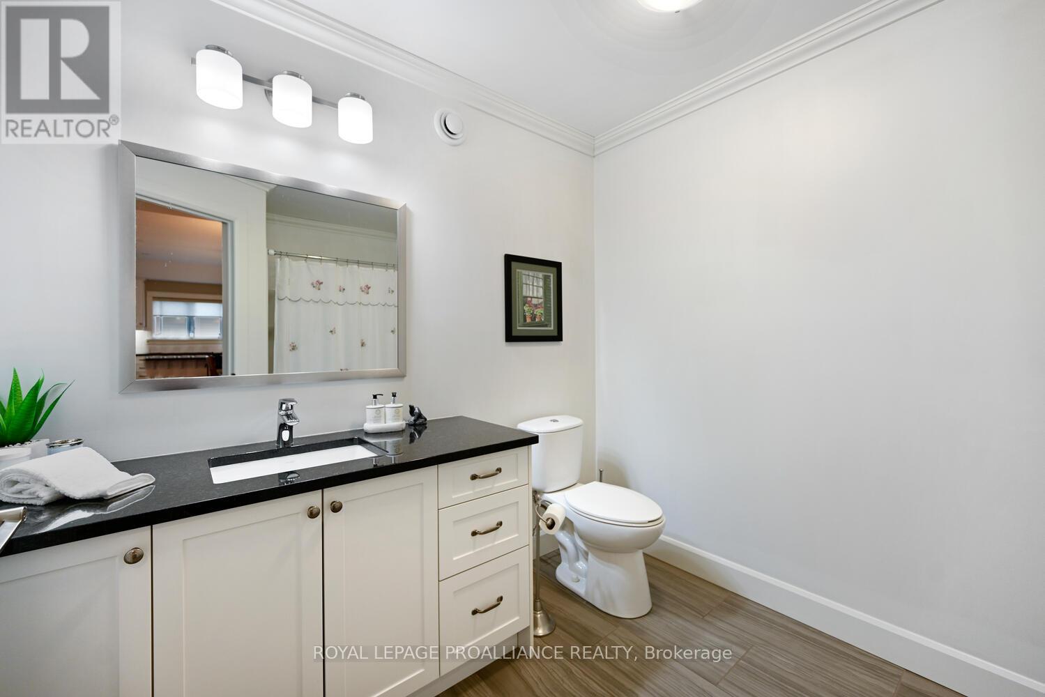 2495 Parkedale Avenue, Unit 2a