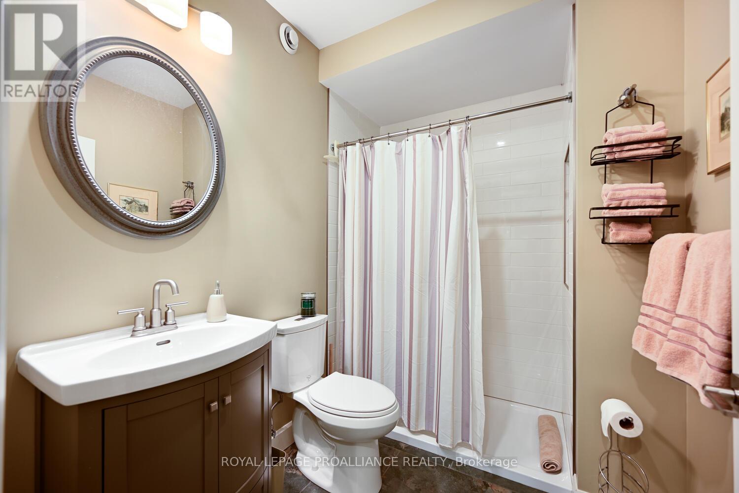 2495 Parkedale Avenue, Unit 2a