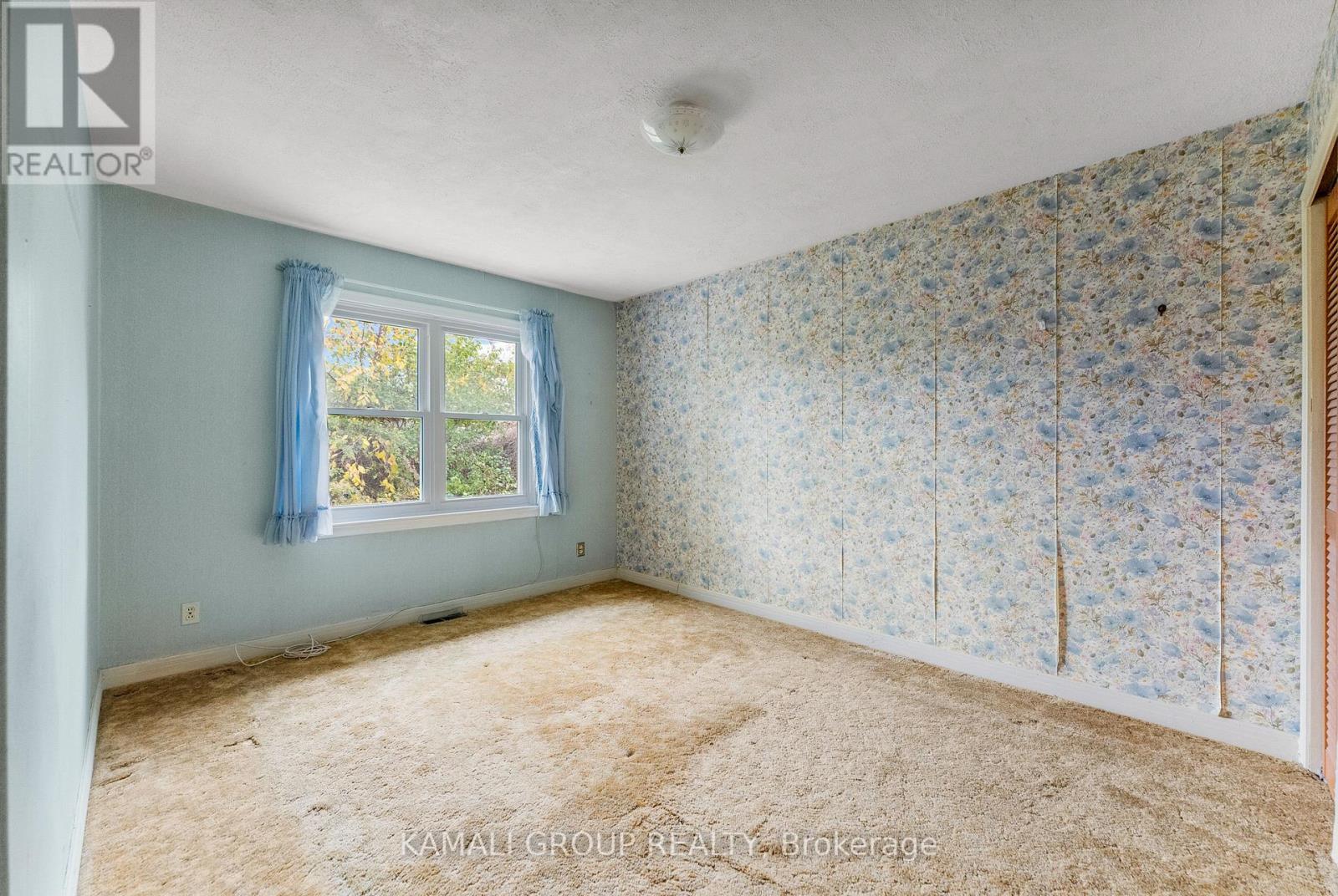 683 Courtenay Avenue