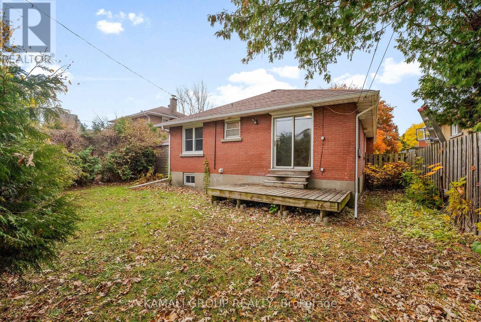 683 Courtenay Avenue