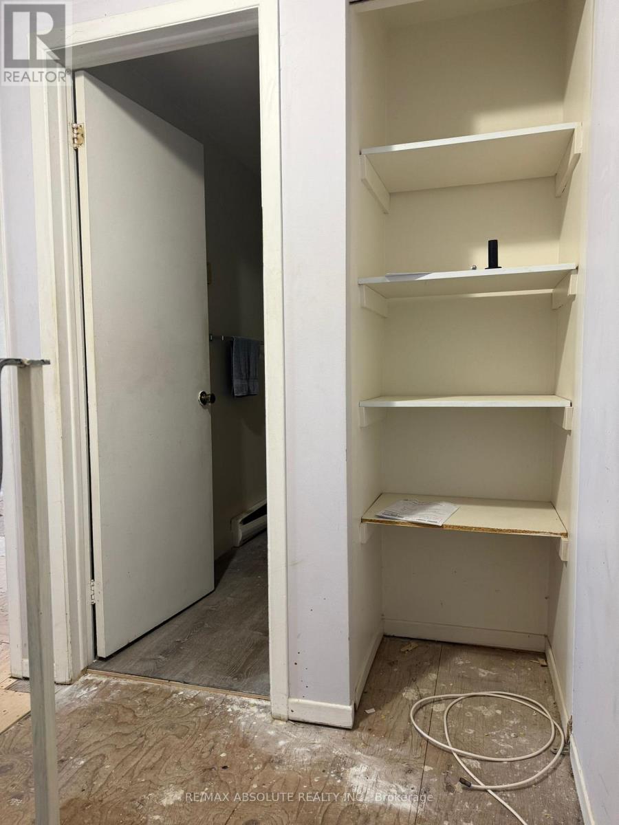 50 - 2610 Draper Avenue