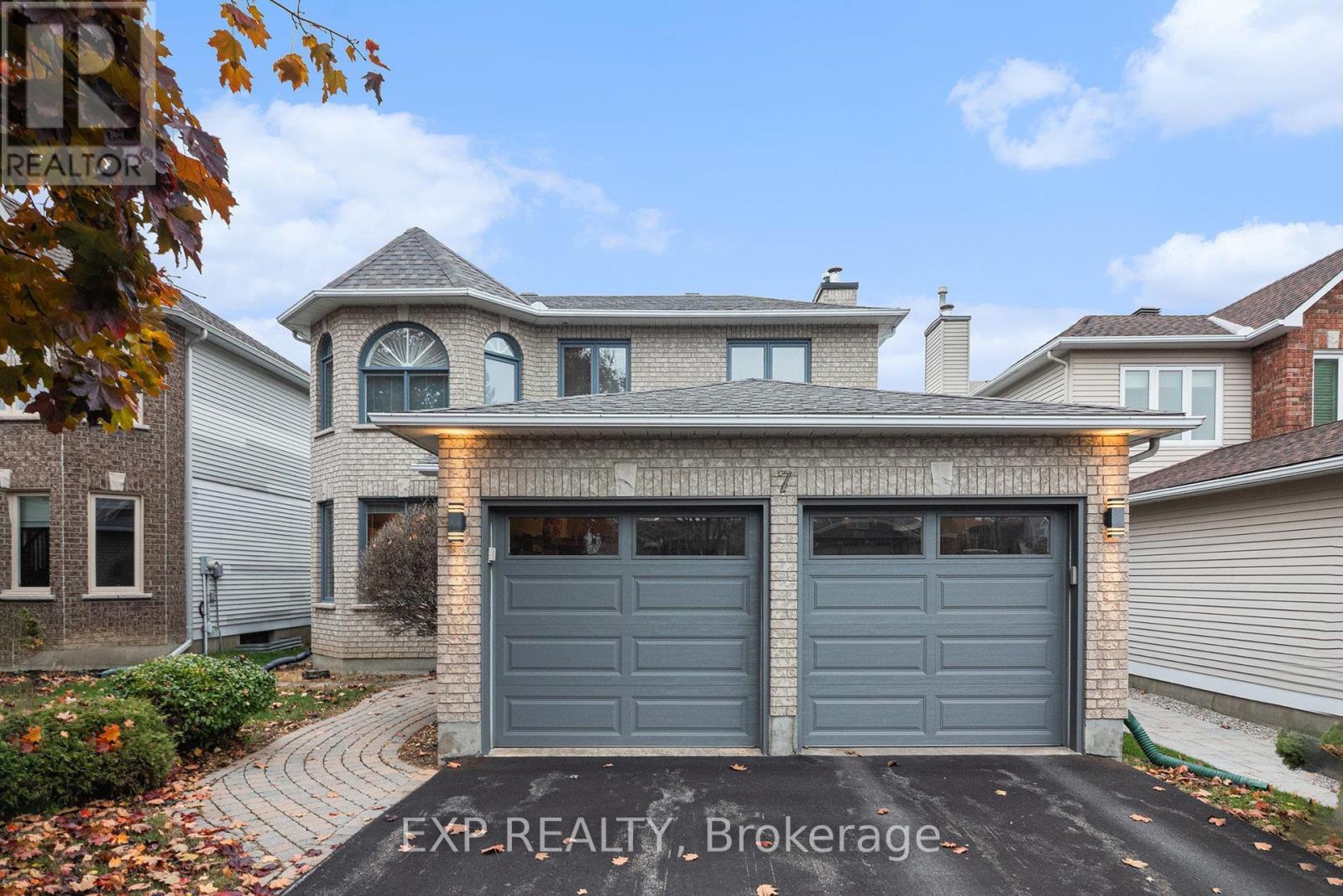 7 Forestglade Crescent