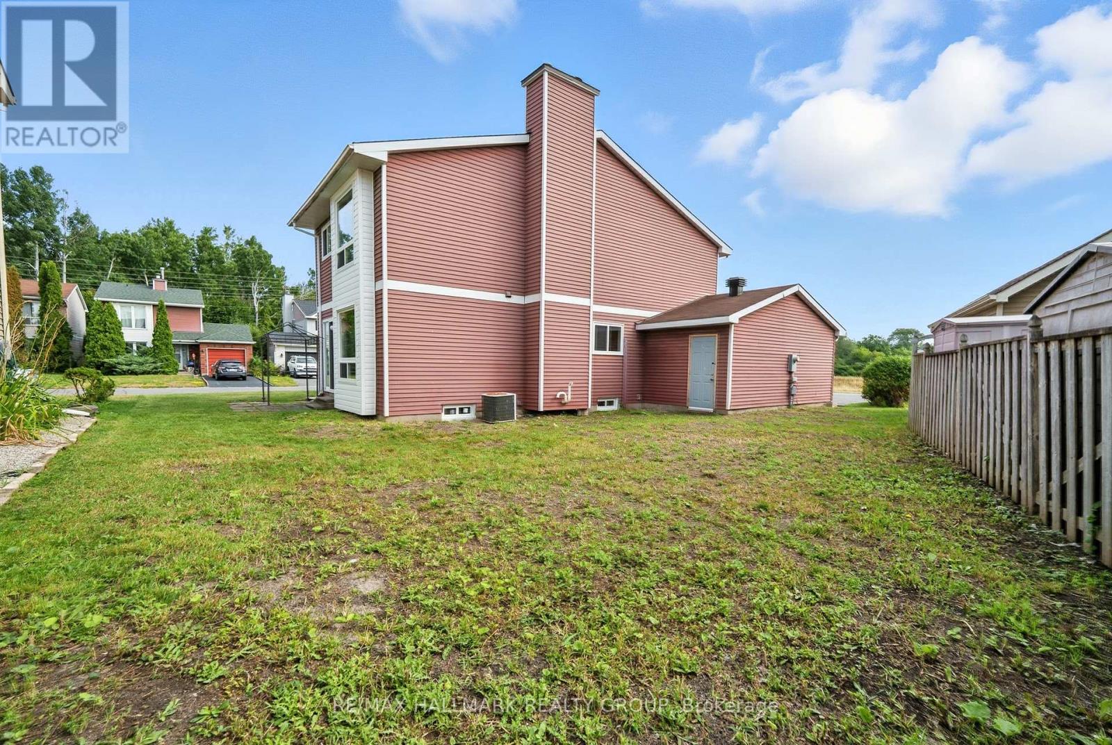 55 Fair Oaks Crescent