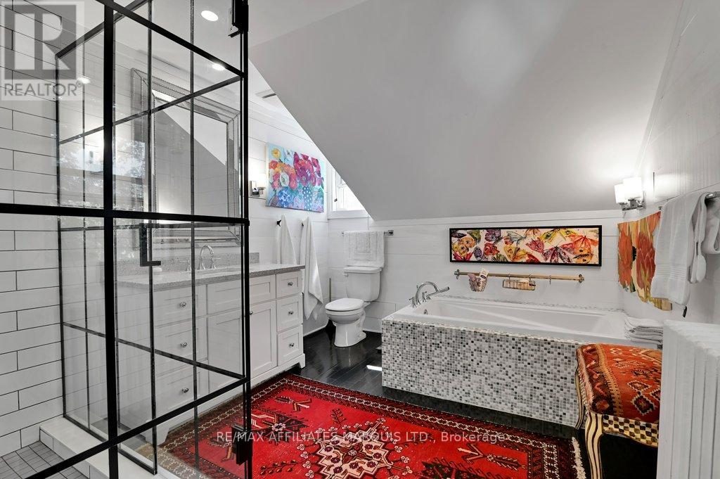 20369 Old Montreal Road