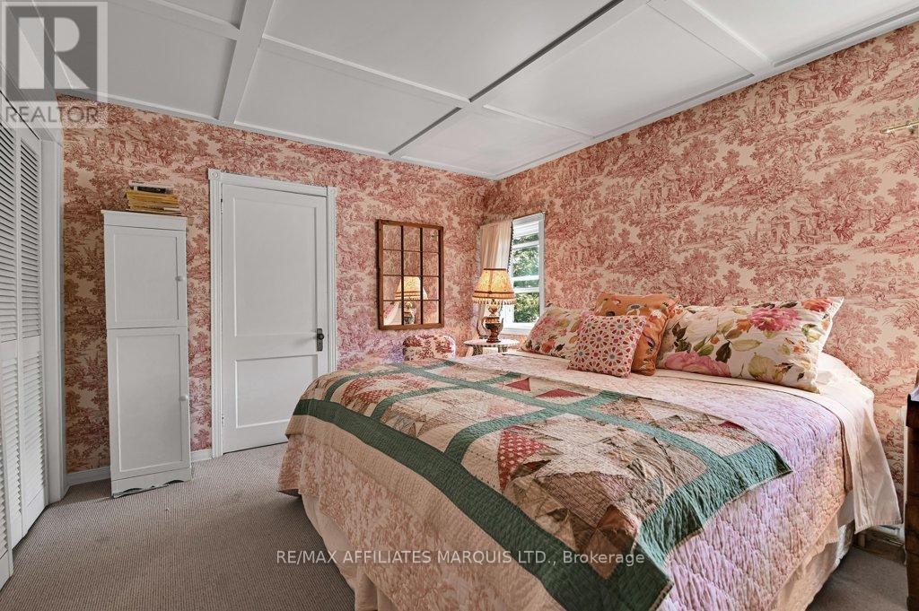 20369 Old Montreal Road