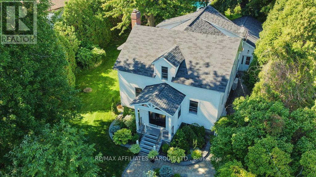 20369 Old Montreal Road