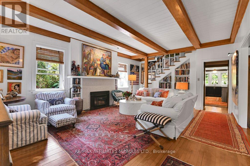 20369 Old Montreal Road