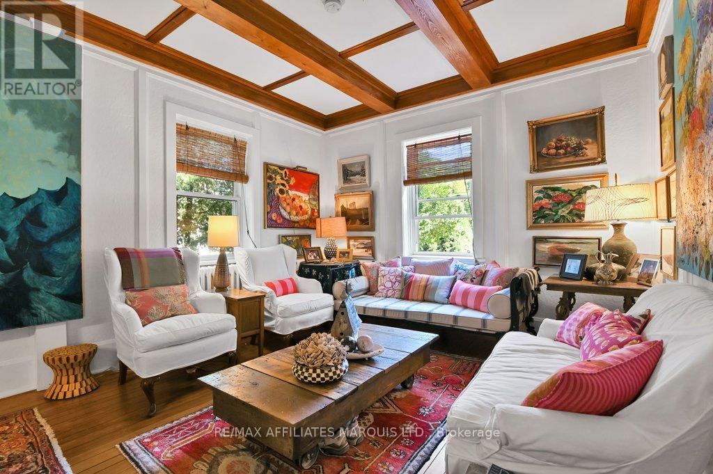 20369 Old Montreal Road