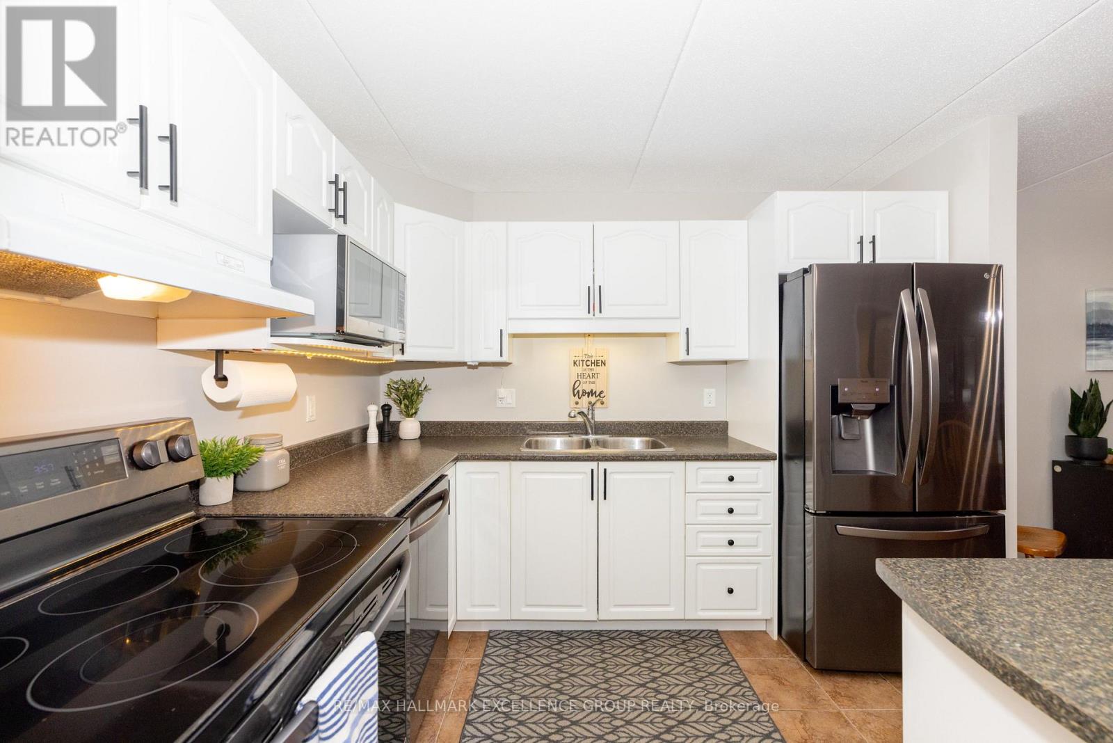 608 - 204 Eliot Street