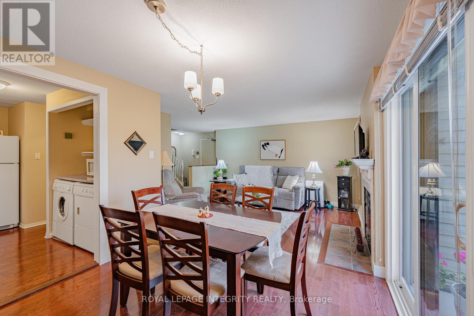 7 - 6 Sweetbriar Circle