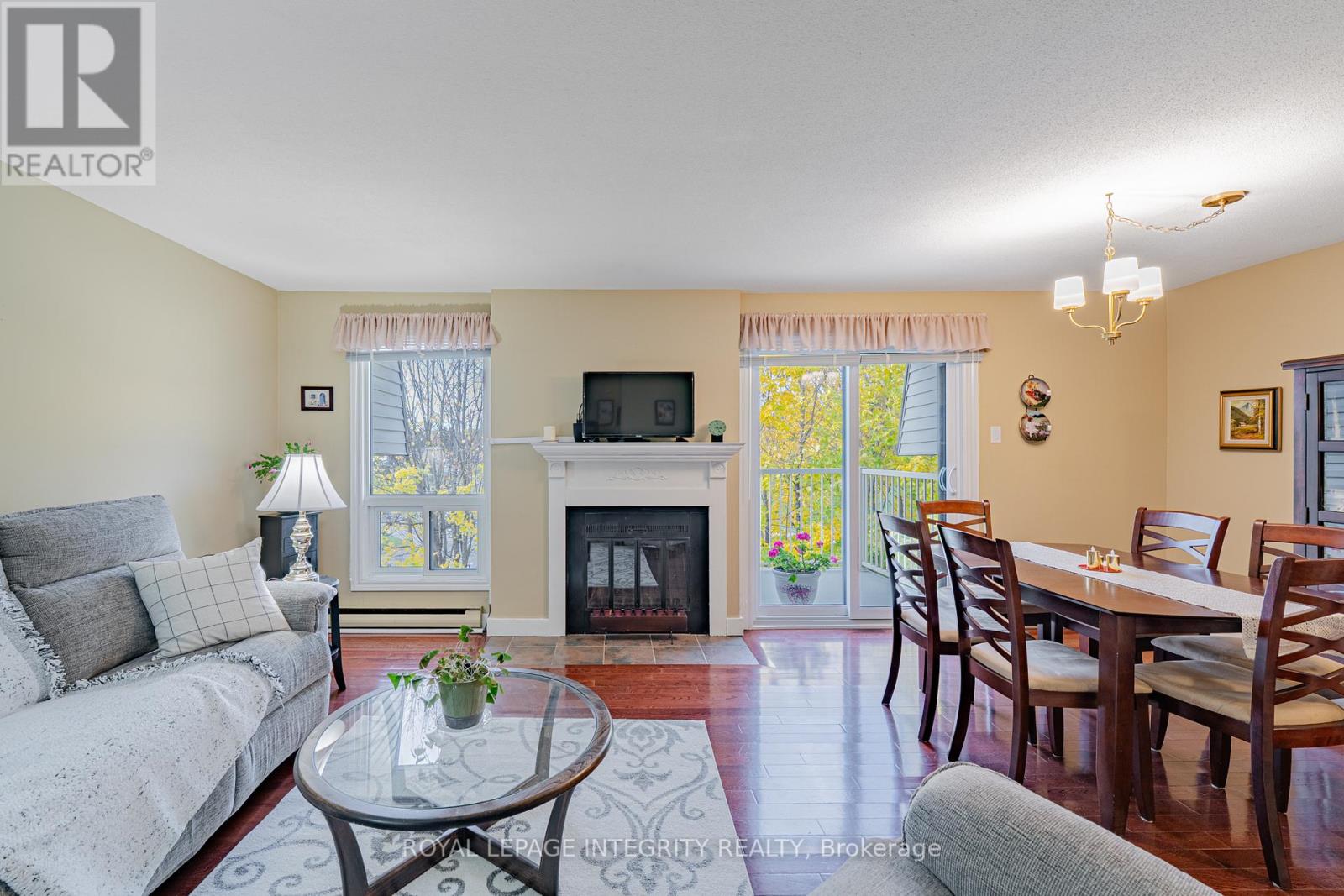 7 - 6 Sweetbriar Circle