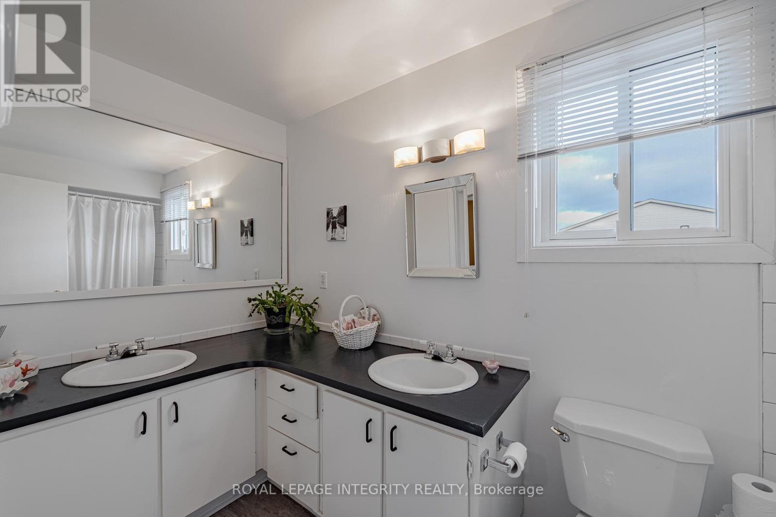 7 - 6 Sweetbriar Circle