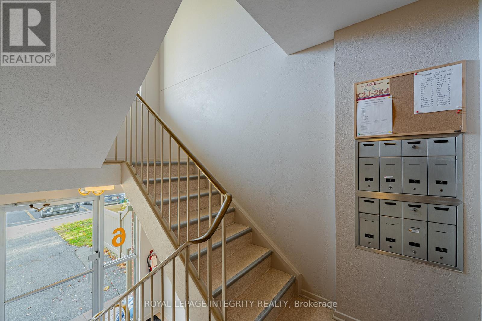 7 - 6 Sweetbriar Circle