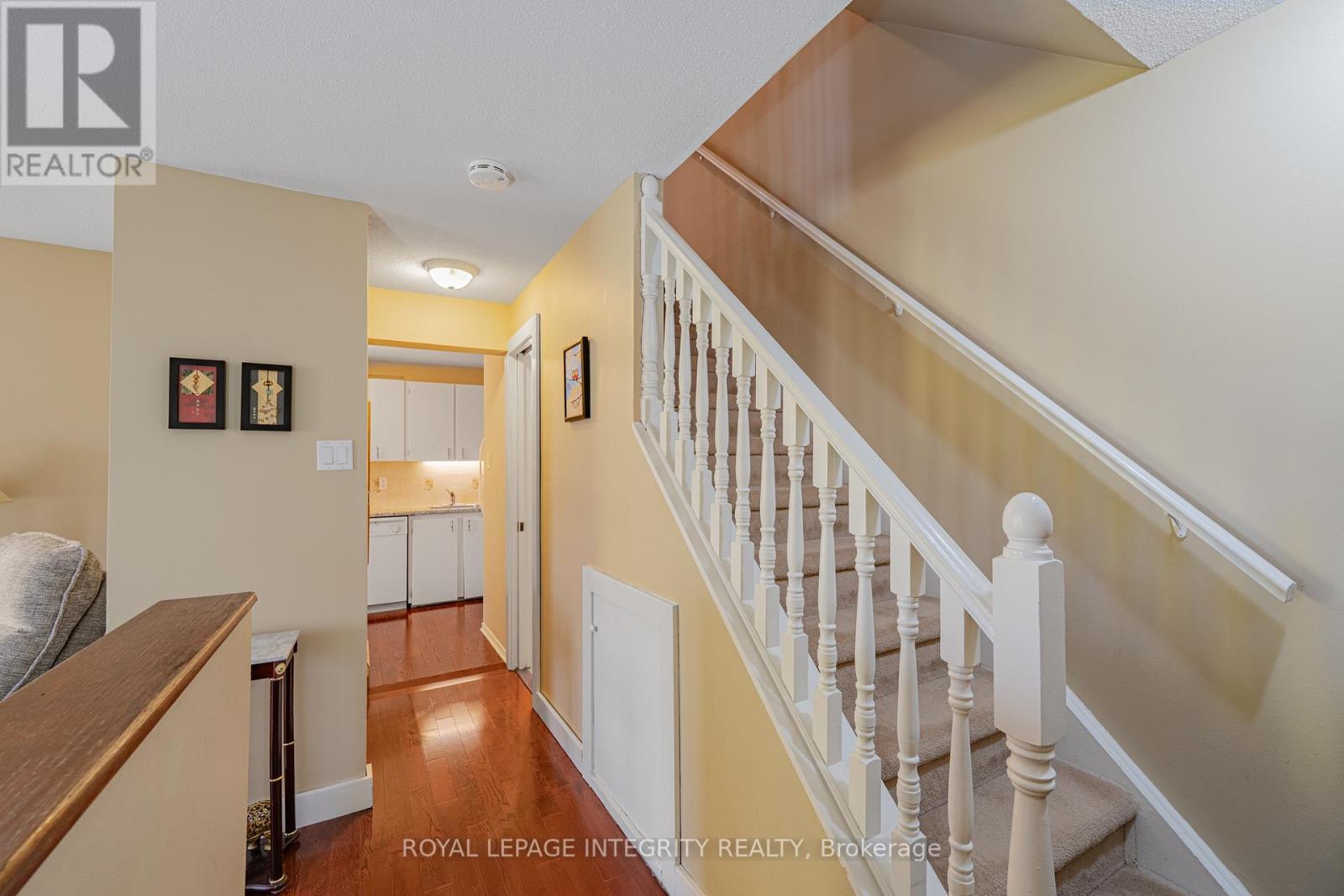 7 - 6 Sweetbriar Circle