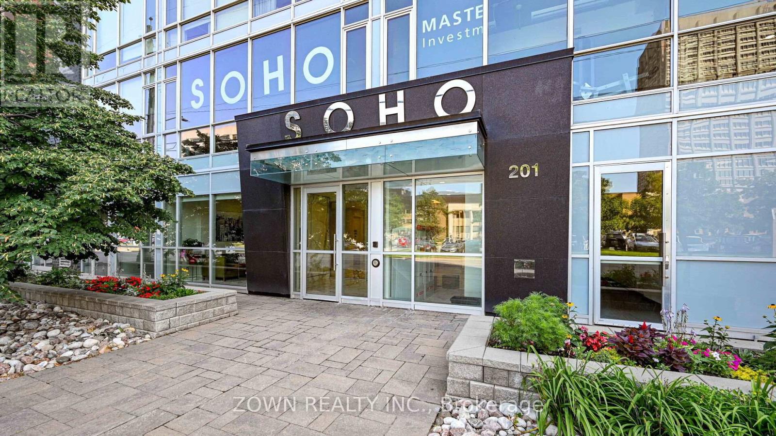 807 - 201 Parkdale Avenue