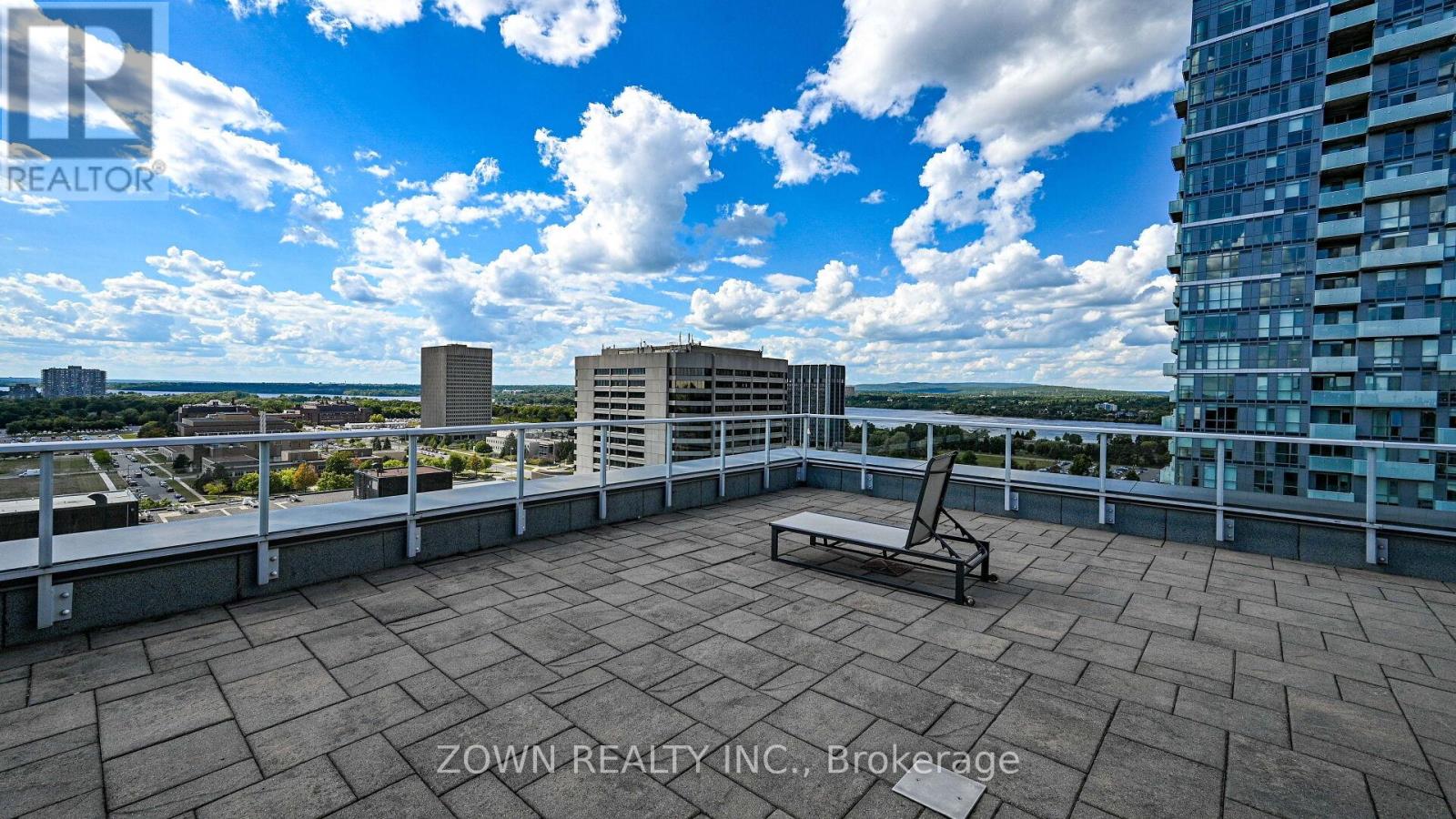 807 - 201 Parkdale Avenue