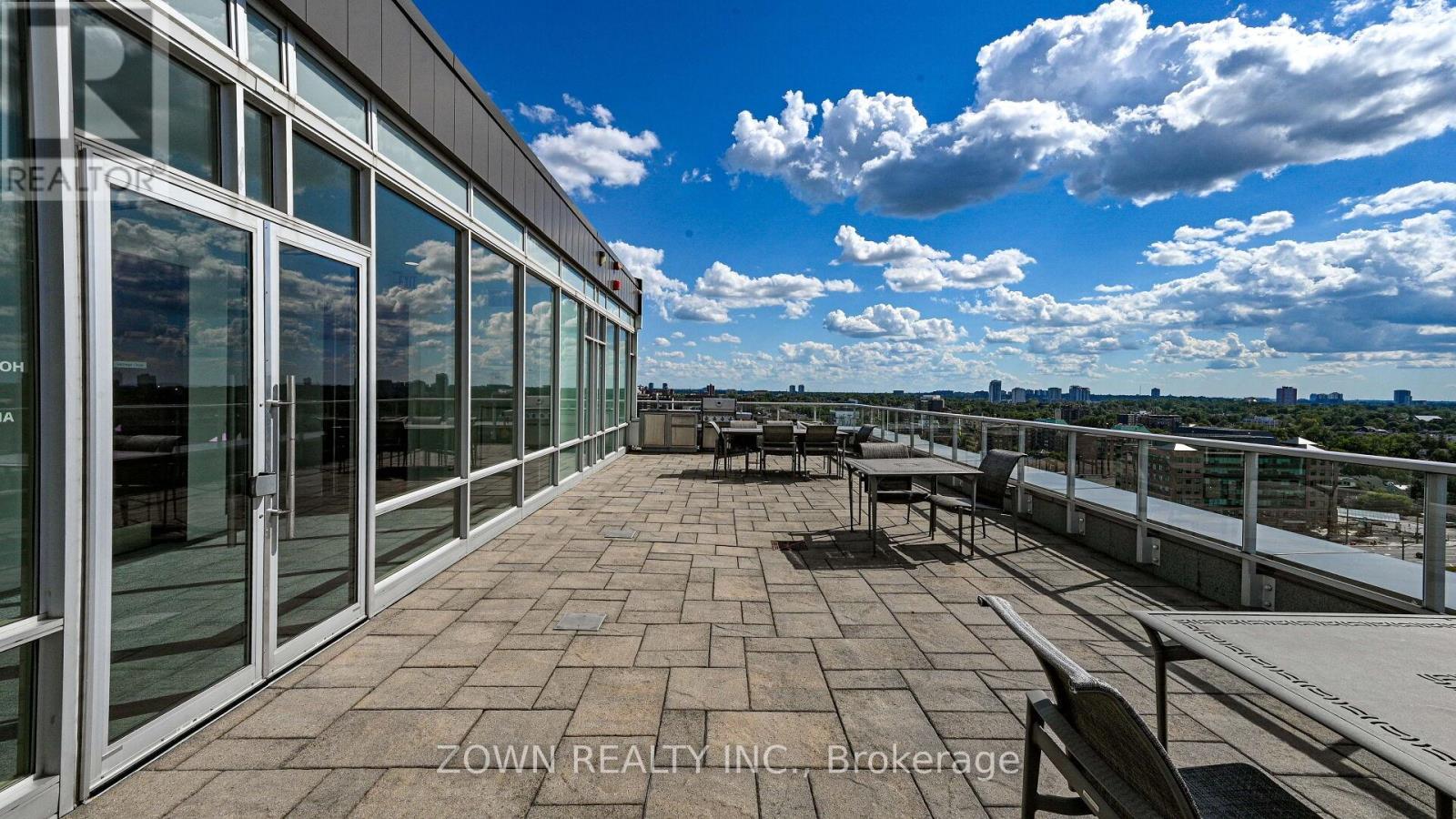 807 - 201 Parkdale Avenue