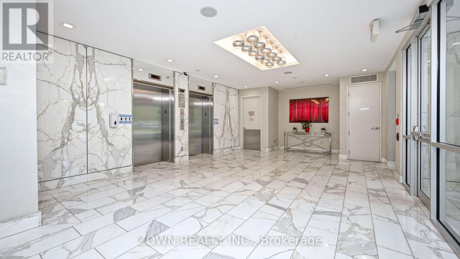 807 - 201 Parkdale Avenue