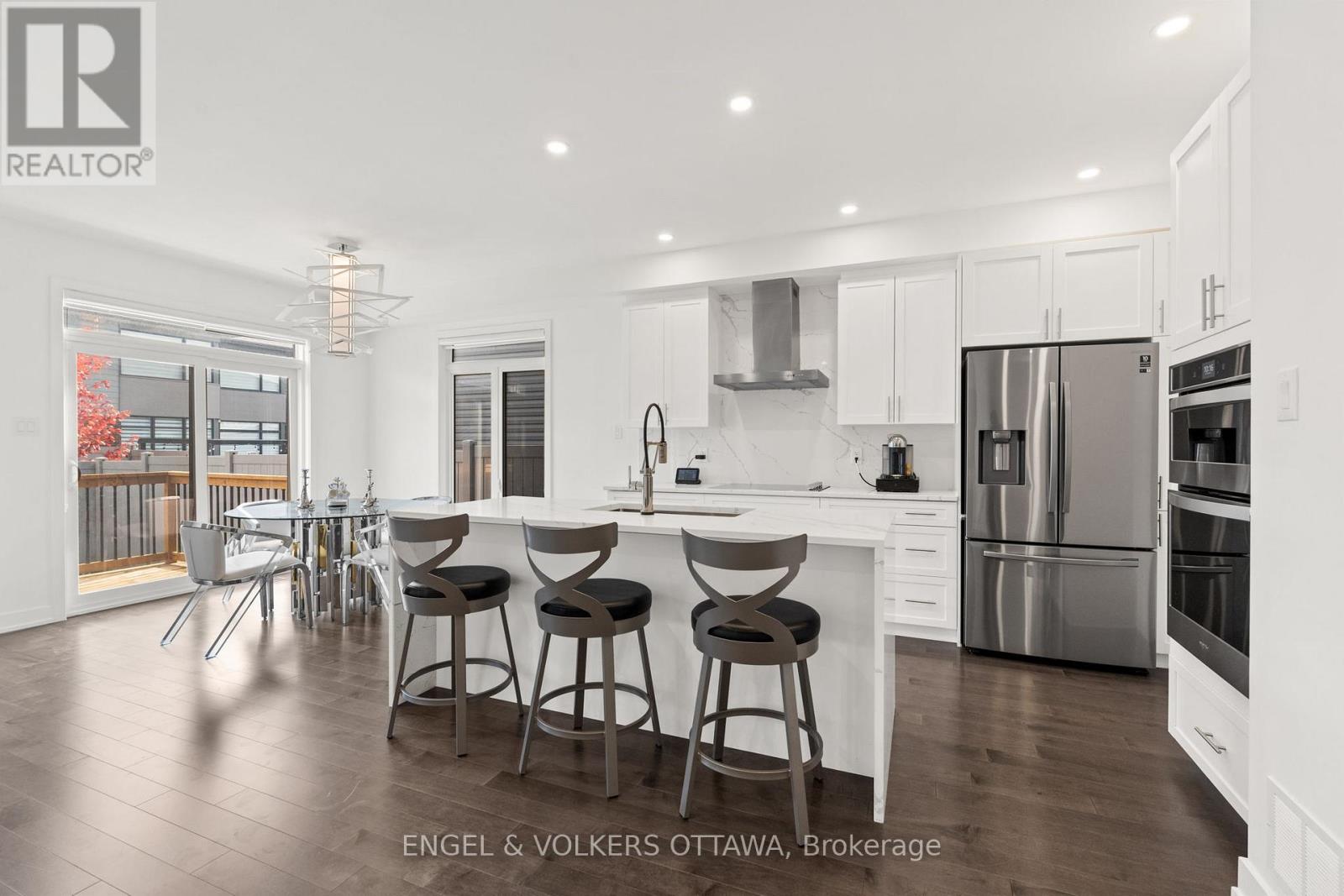 1047 Hydrangea Avenue