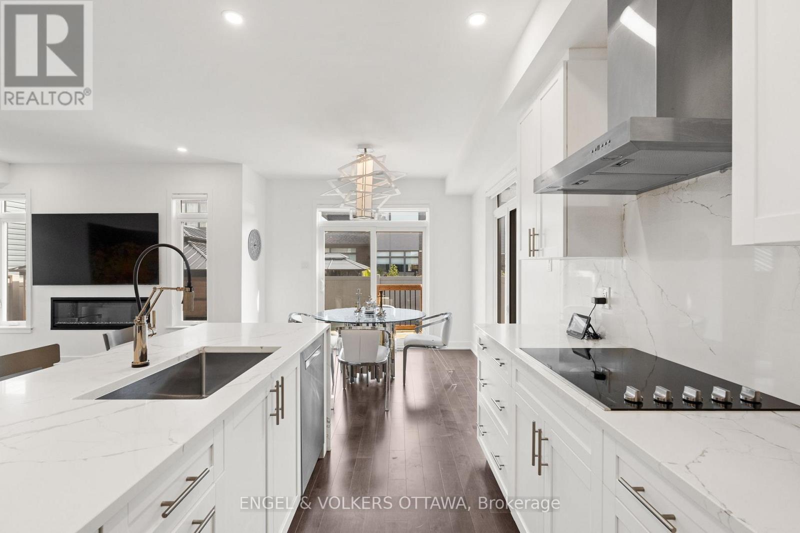 1047 Hydrangea Avenue