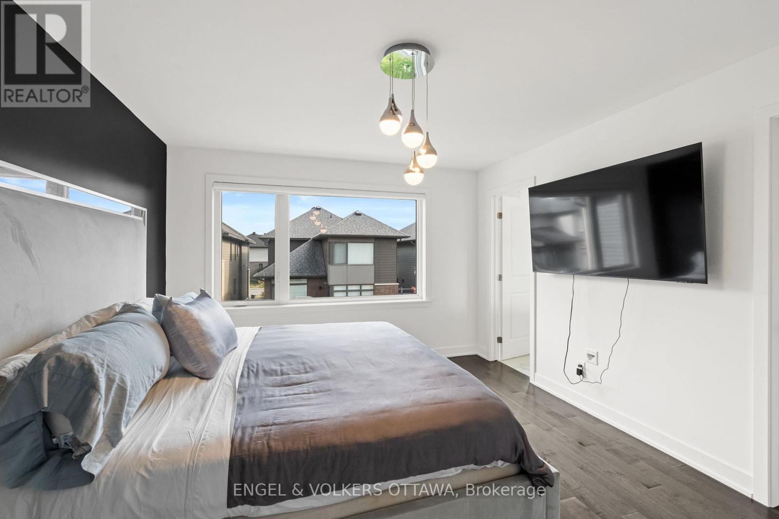 1047 Hydrangea Avenue