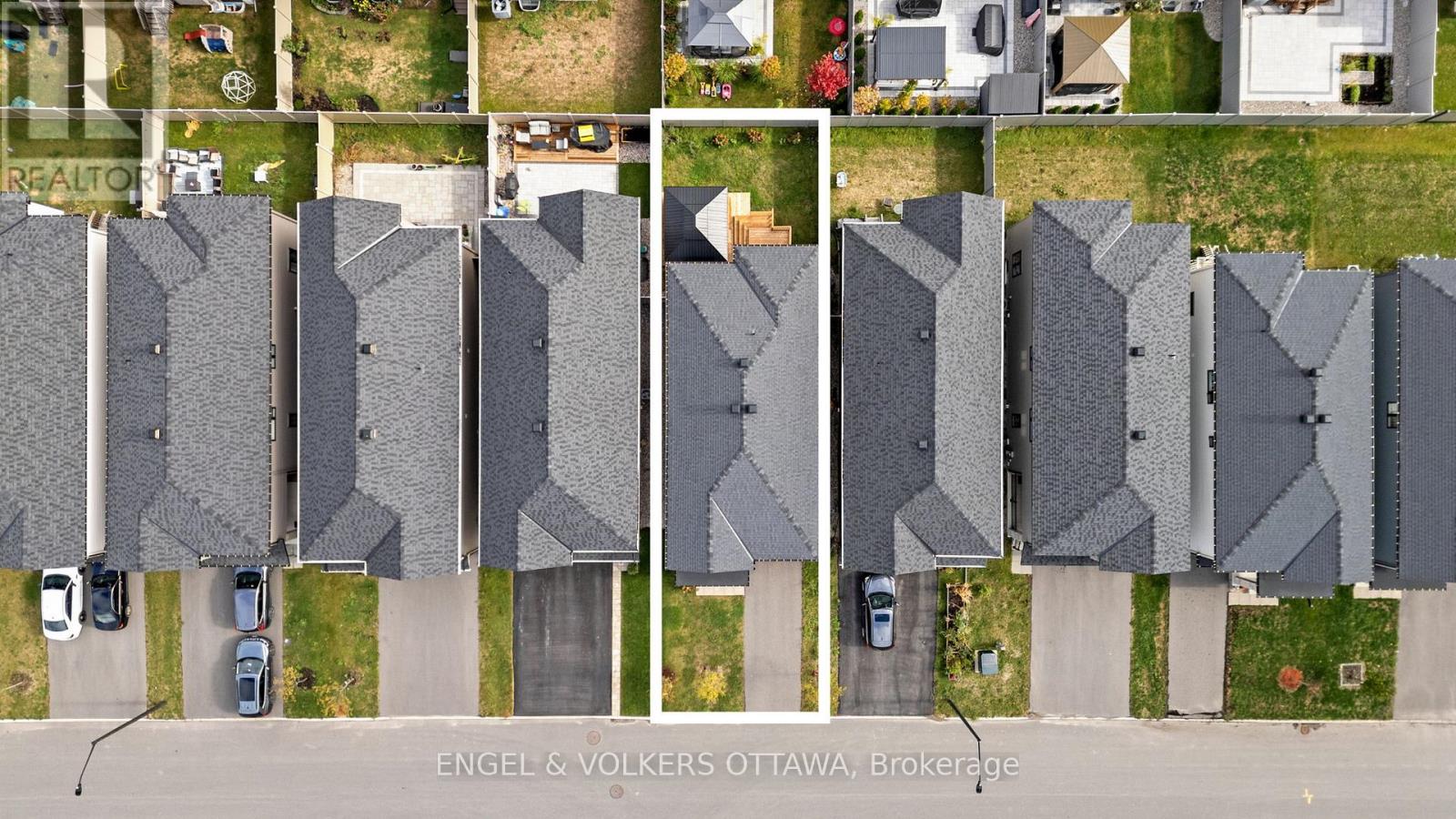 1047 Hydrangea Avenue