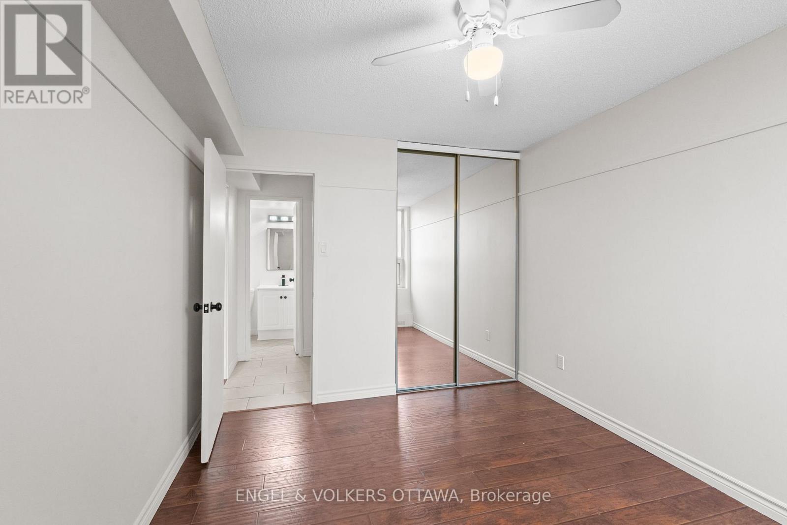 2001 - 665 Bathgate Drive