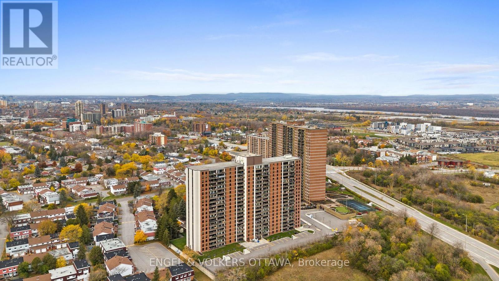 2001 - 665 Bathgate Drive