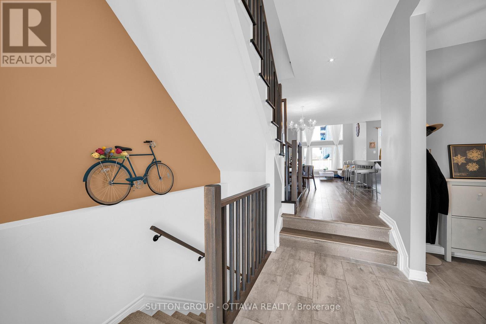 776 Carnelian Crescent