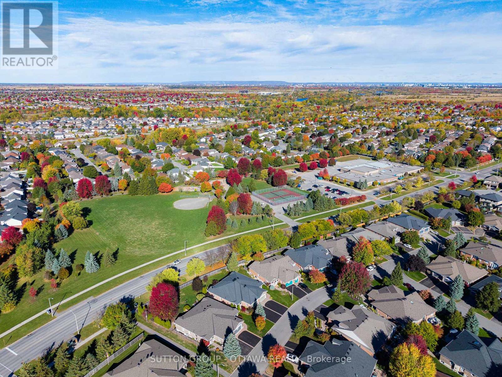 776 Carnelian Crescent