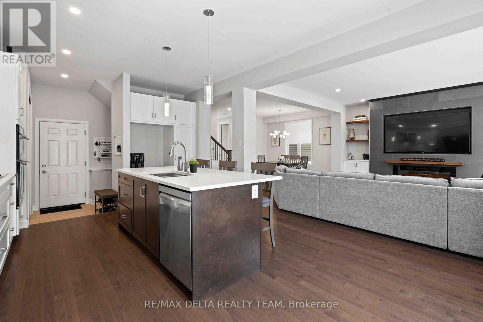 58 Hackamore Crescent