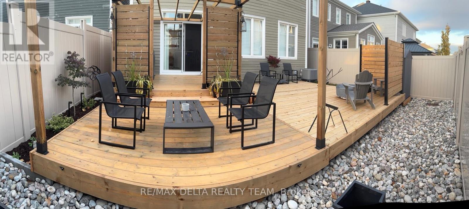 58 Hackamore Crescent