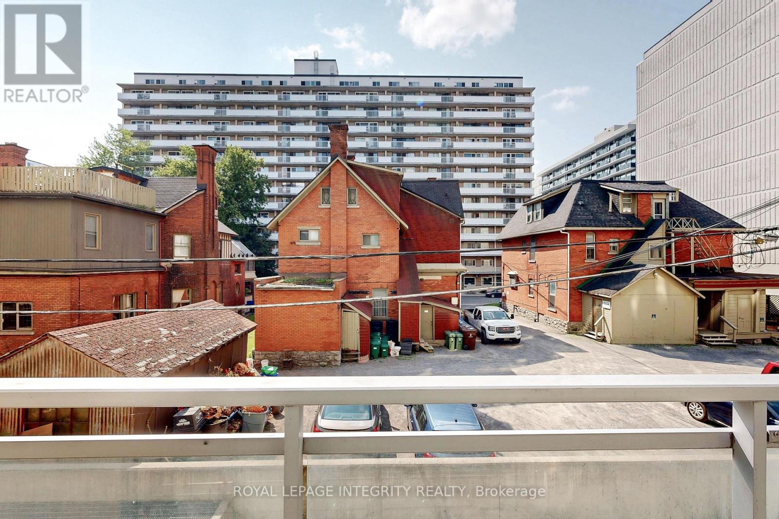 203 - 138 Somerset Street W