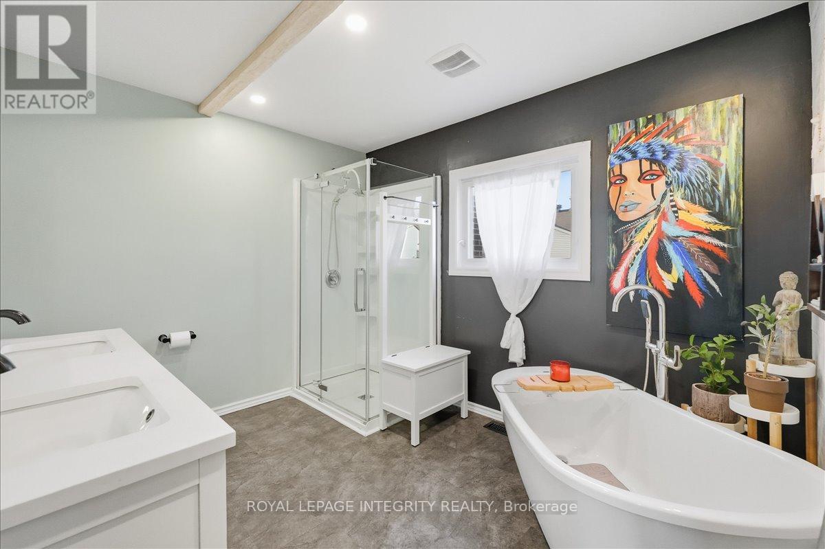 1406 Bouton D'or Way