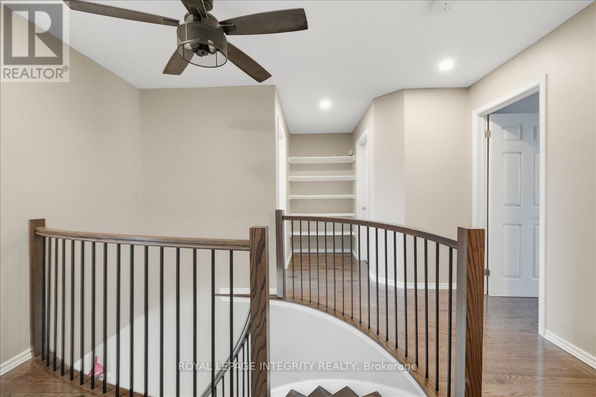 1406 Bouton D'or Way