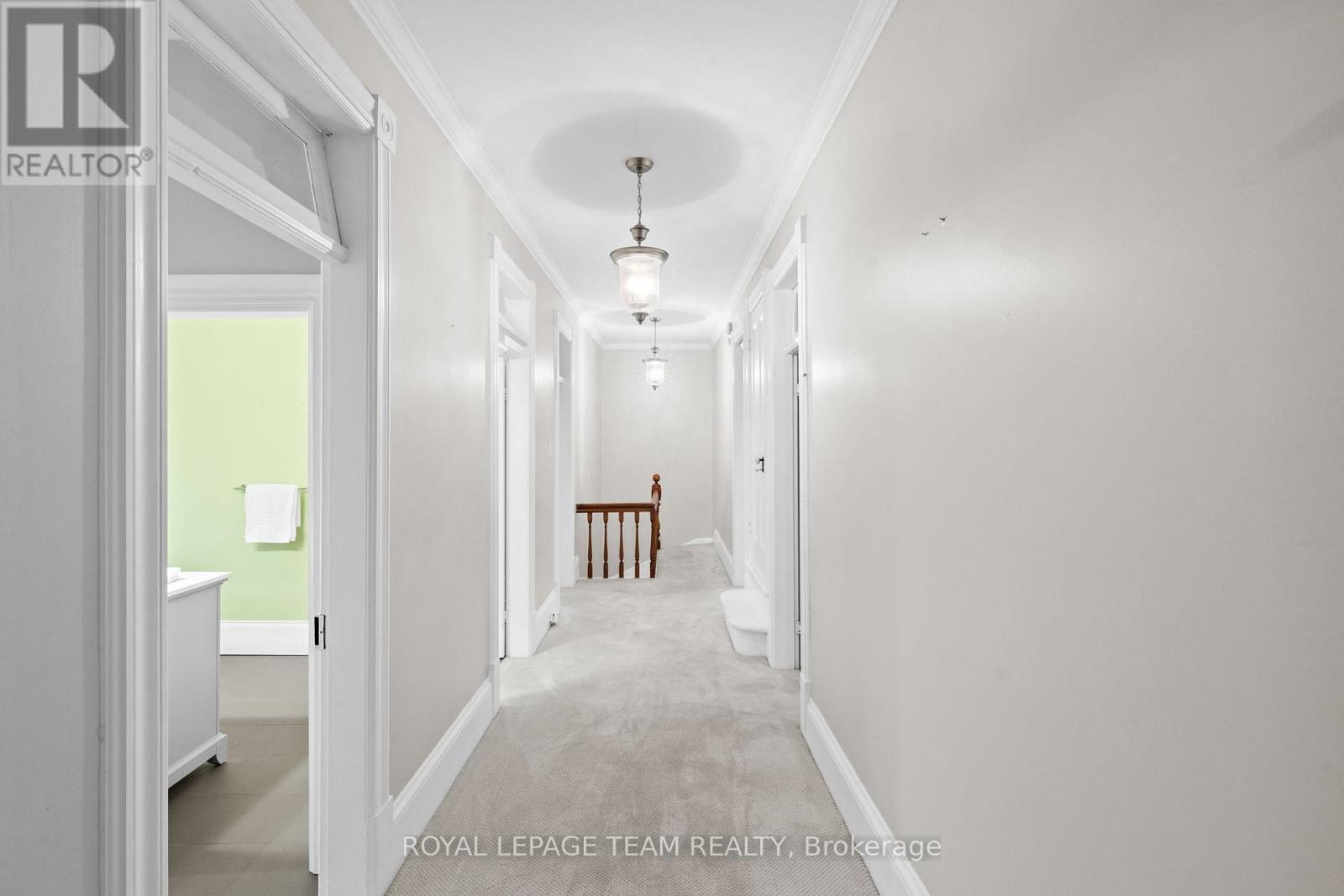 6722 Rideau Valley Drive S