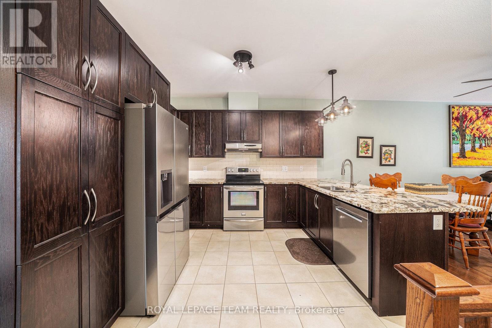 129 Tradewinds Crescent