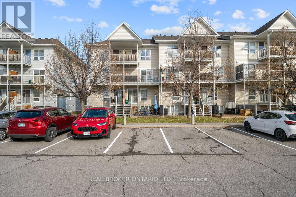 10 - 293 Aquaview Drive