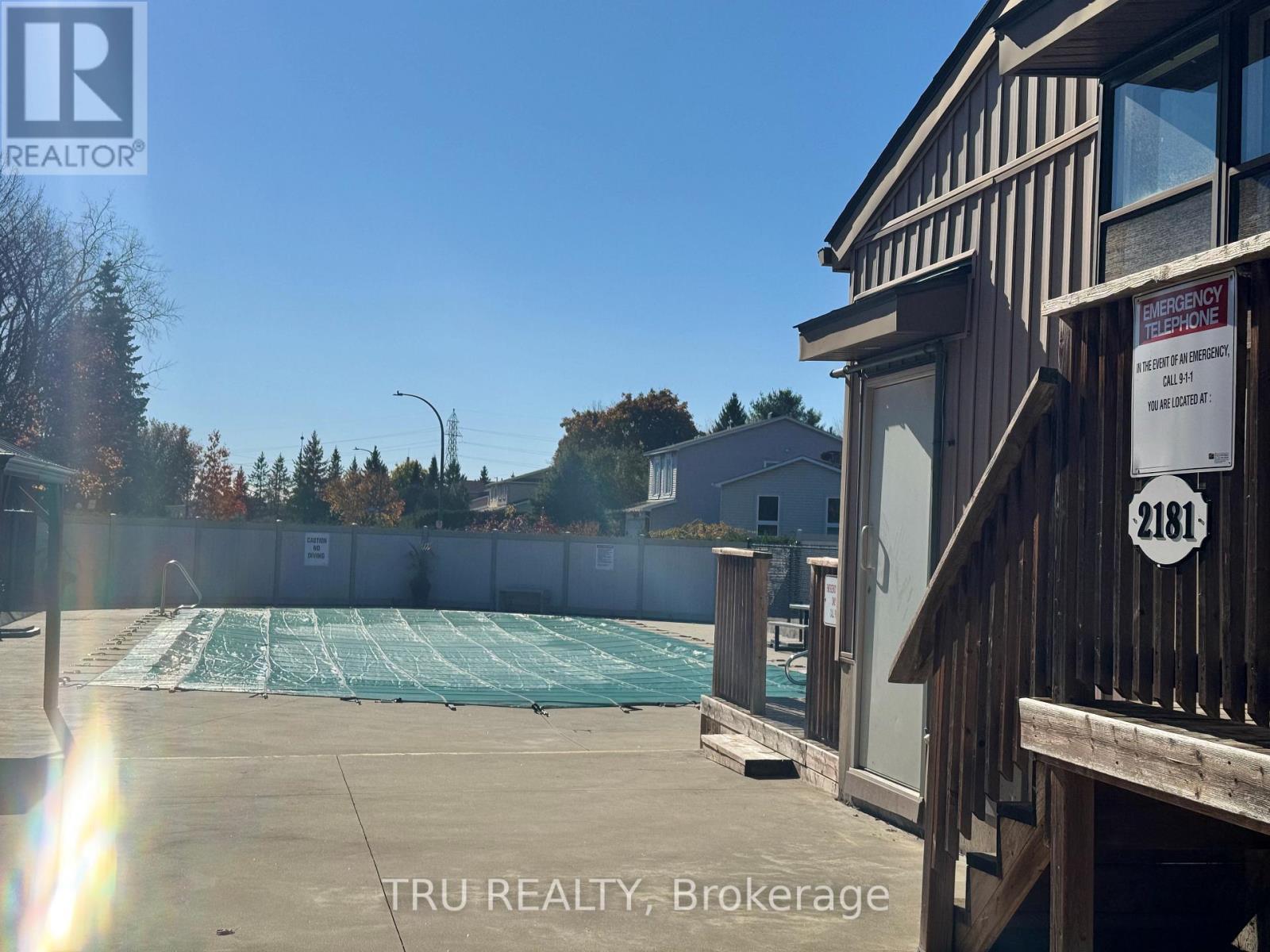 2285 Stonehenge Crescent