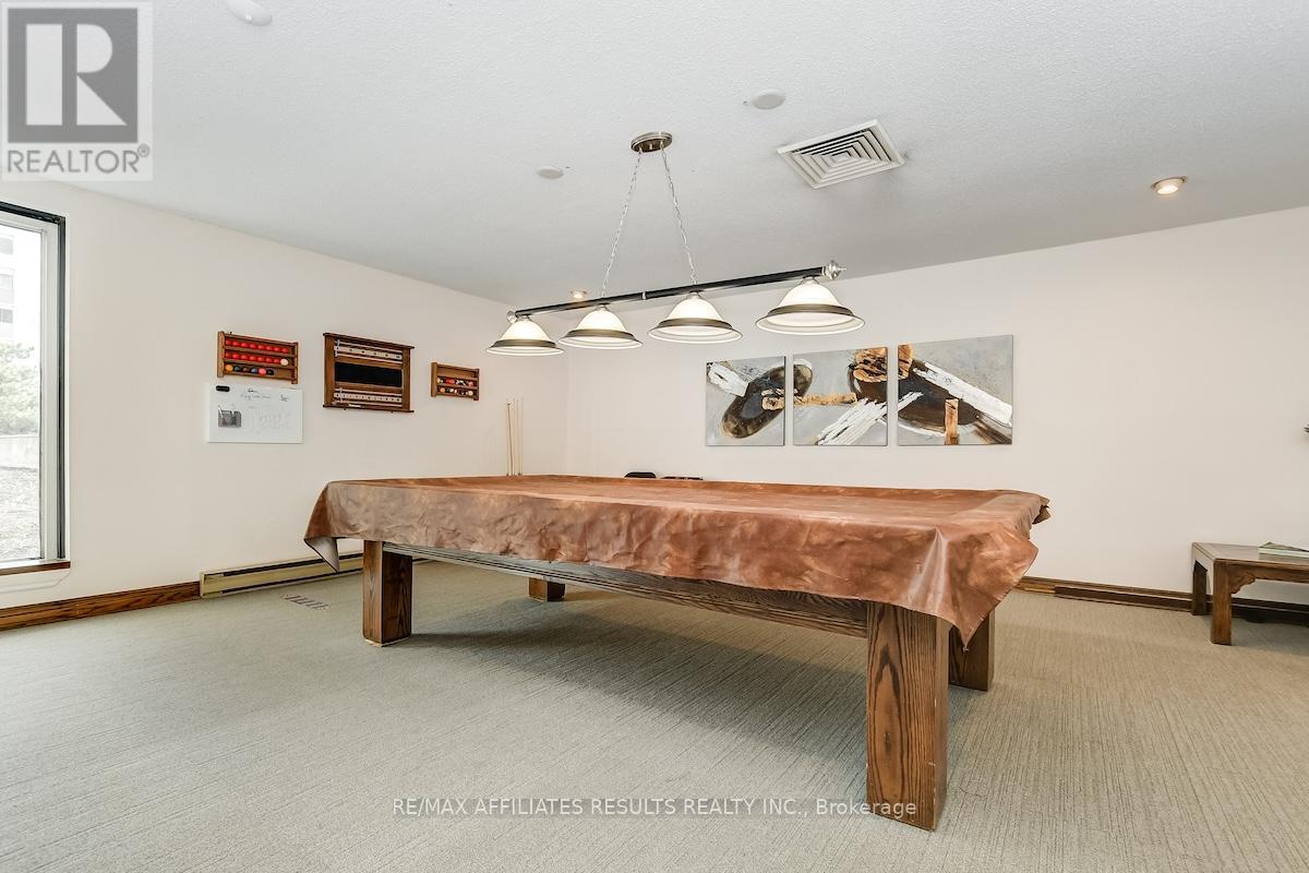 1103 - 500 Laurier Avenue W