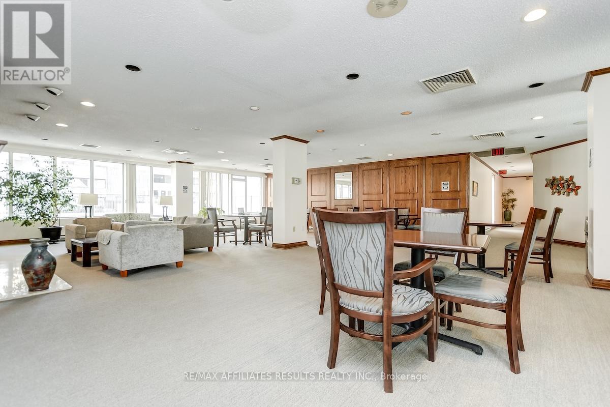 1103 - 500 Laurier Avenue W