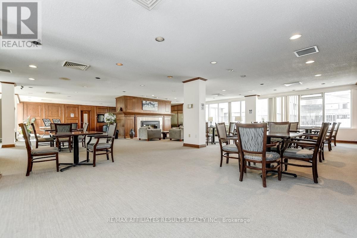 1103 - 500 Laurier Avenue W