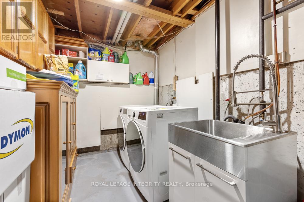 498 Sandhamn Private