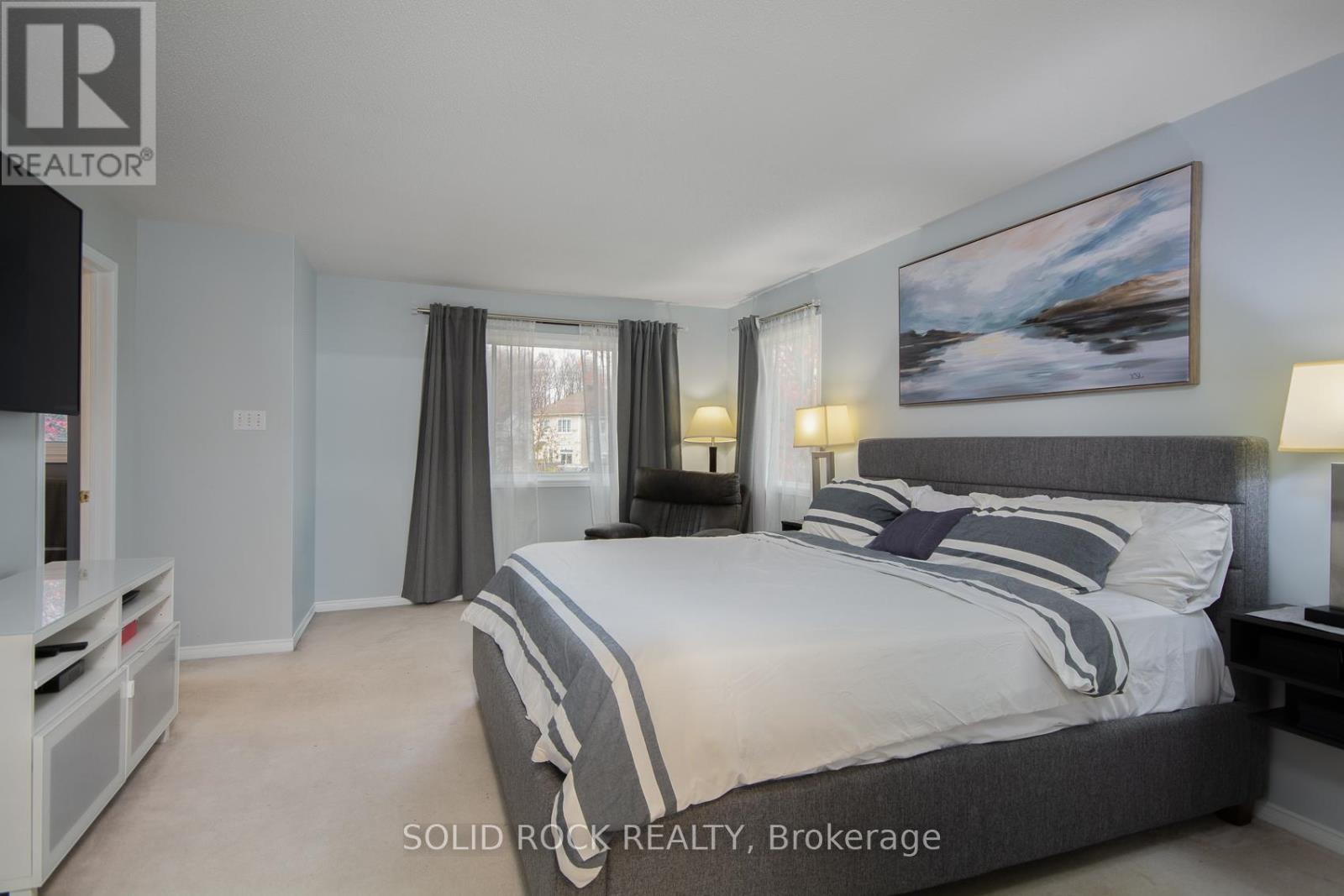 61 Flowertree Crescent