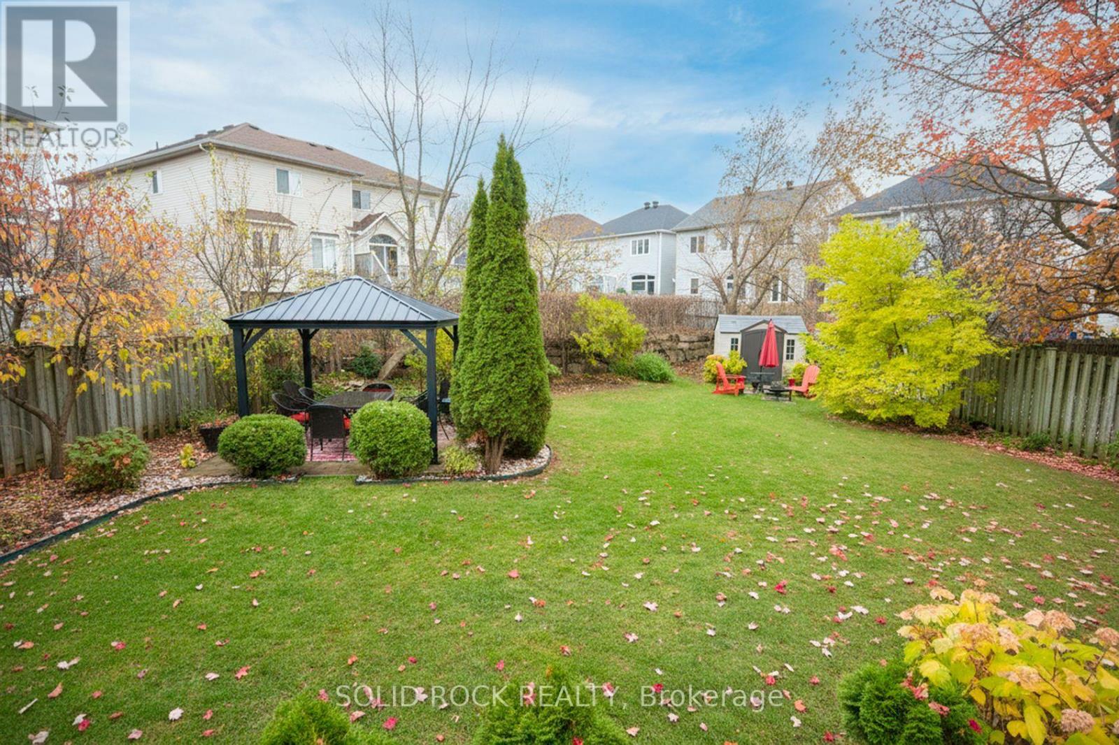 61 Flowertree Crescent